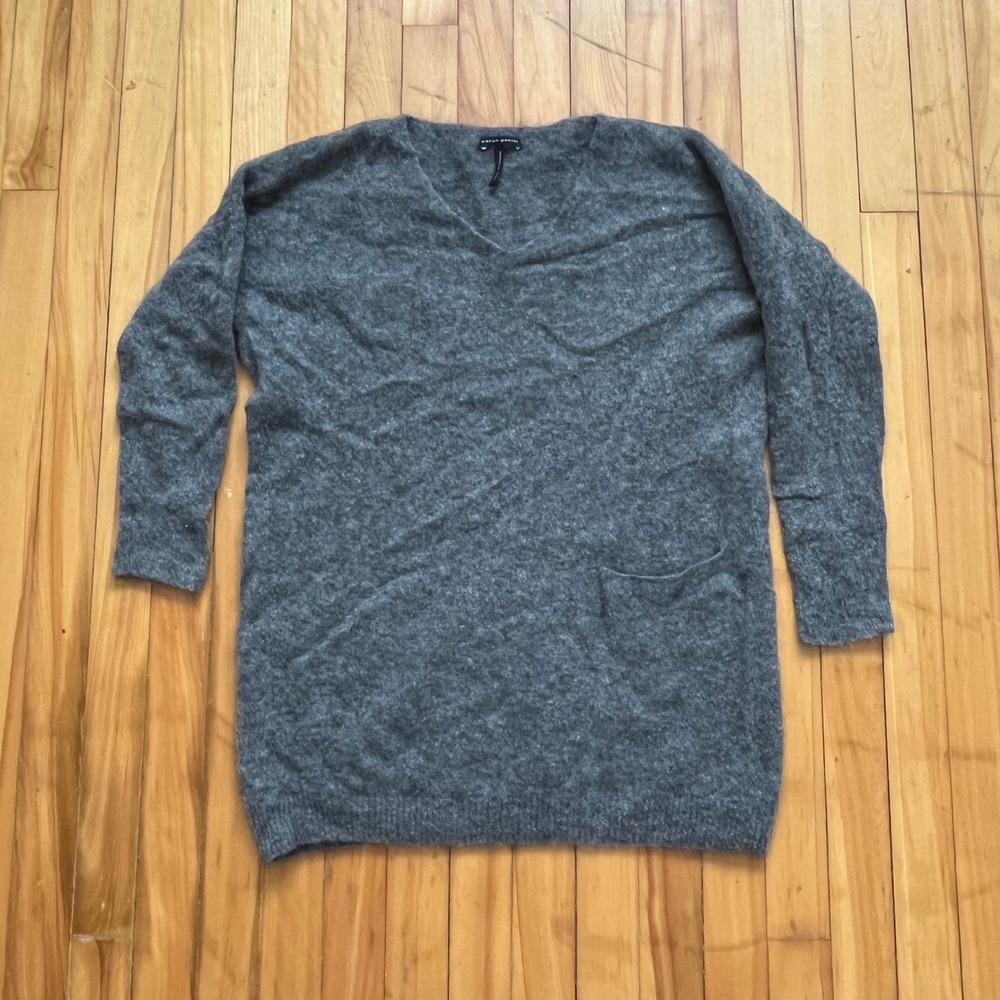 Sarah Pacini Made in Italy Grey Fuzzy Mohair V-Neck Oversized Sweater One Size